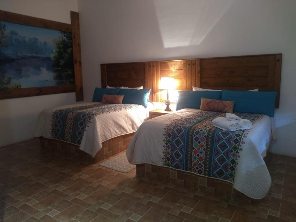 Hotel Hacienda Las Marias Meoqui Eksteriør billede