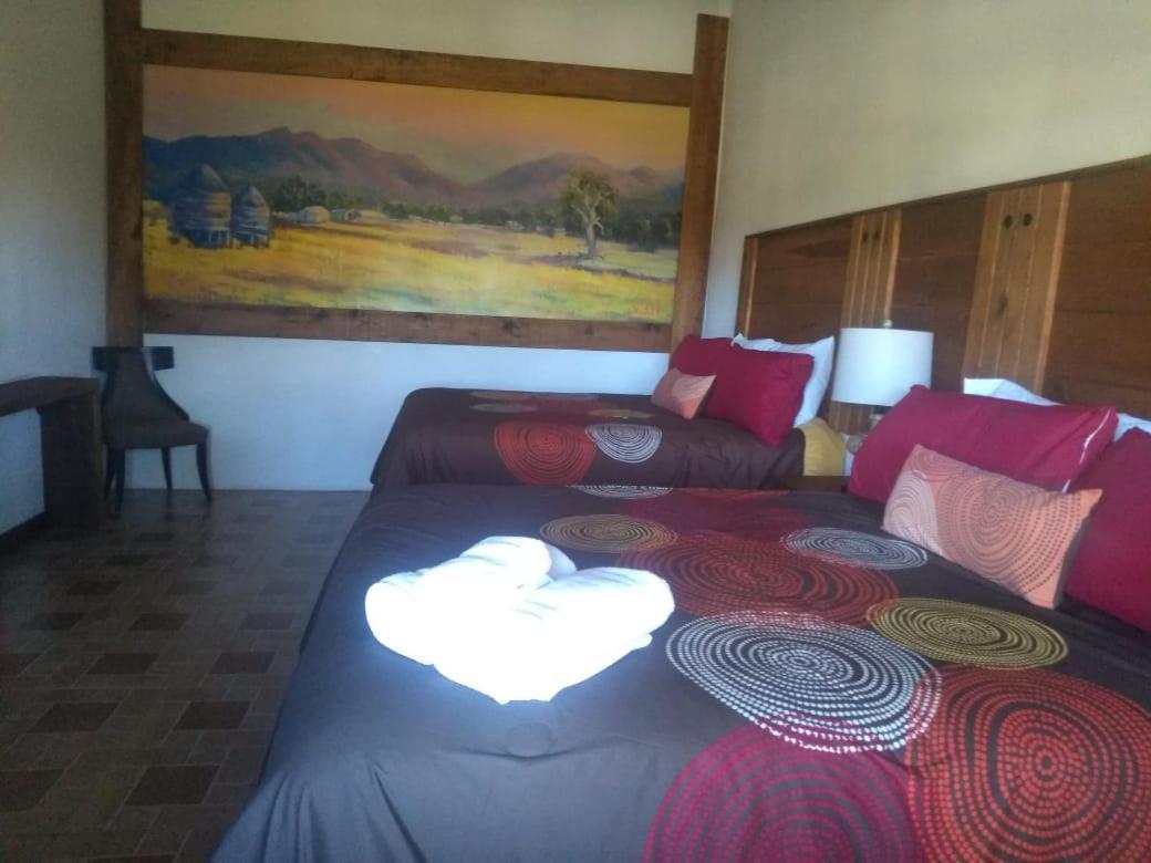 Hotel Hacienda Las Marias Meoqui Eksteriør billede
