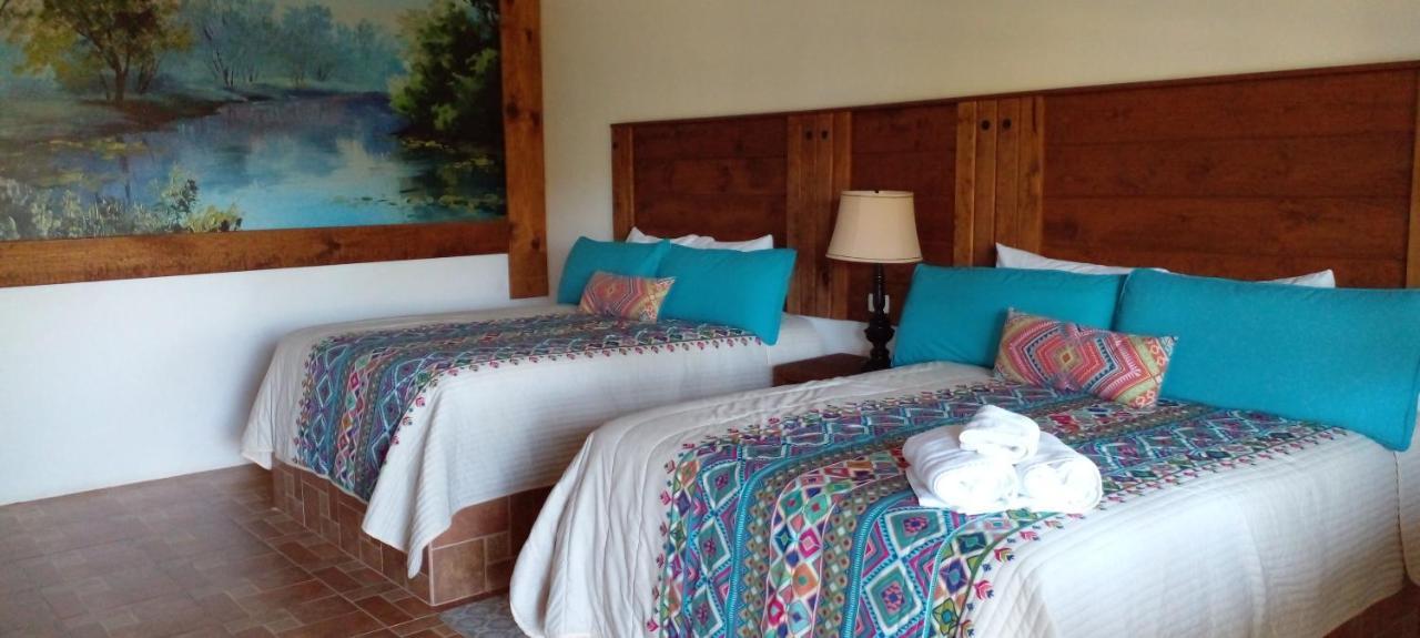 Hotel Hacienda Las Marias Meoqui Eksteriør billede